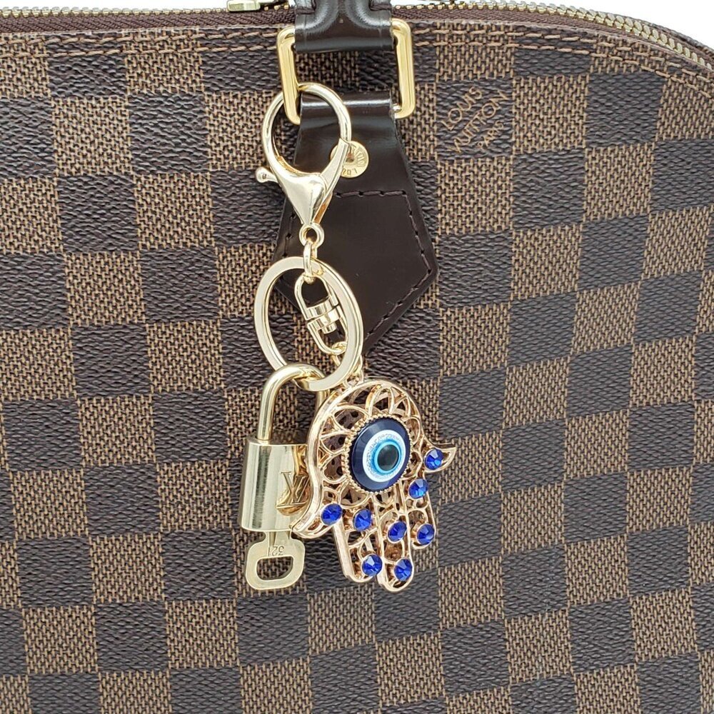 Authentic Louis Vuitton Gold Lock 🔒 Keychain Bag Unbranded Evil Eye Charm LV - Picture 6 of 6
